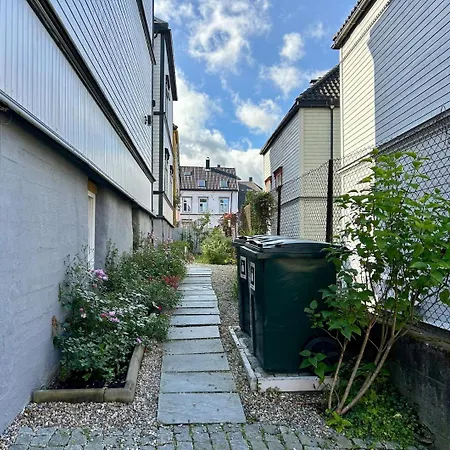 Koselig Ved Solsiden, Med Terrasse! Trondheim